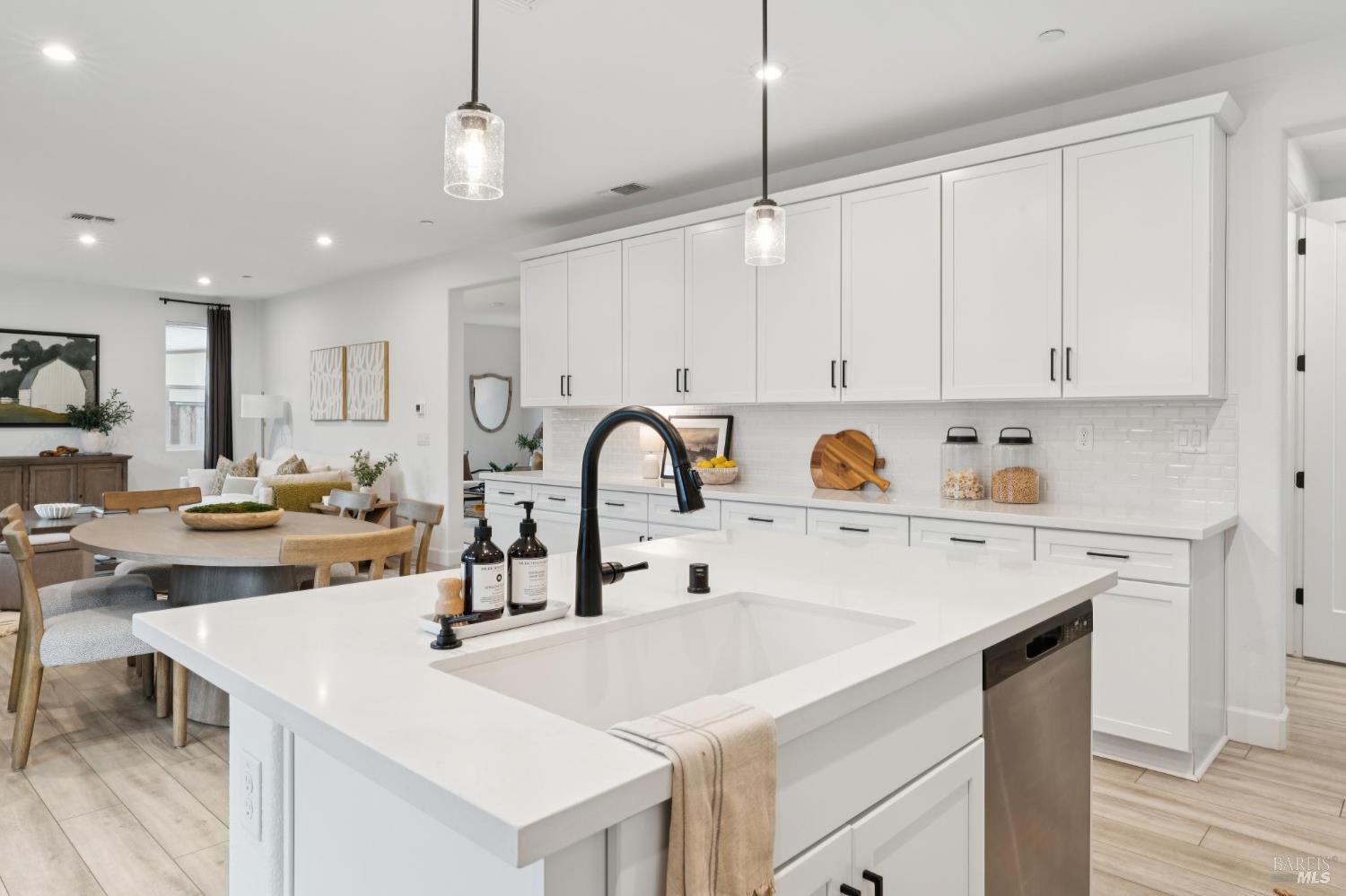6232 Olympic Place Rohnert Park CA 94928