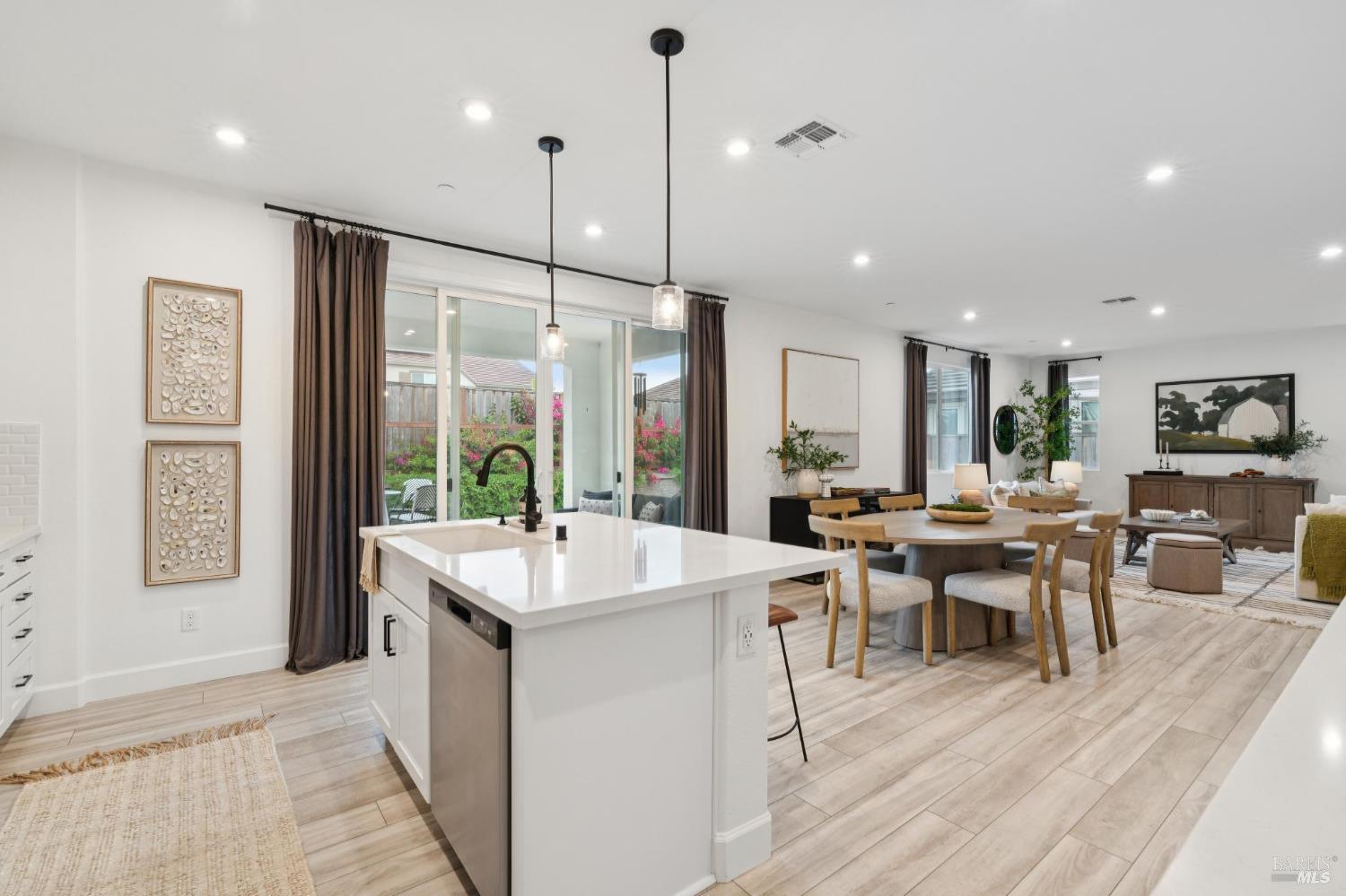 6232 Olympic Place Rohnert Park CA 94928