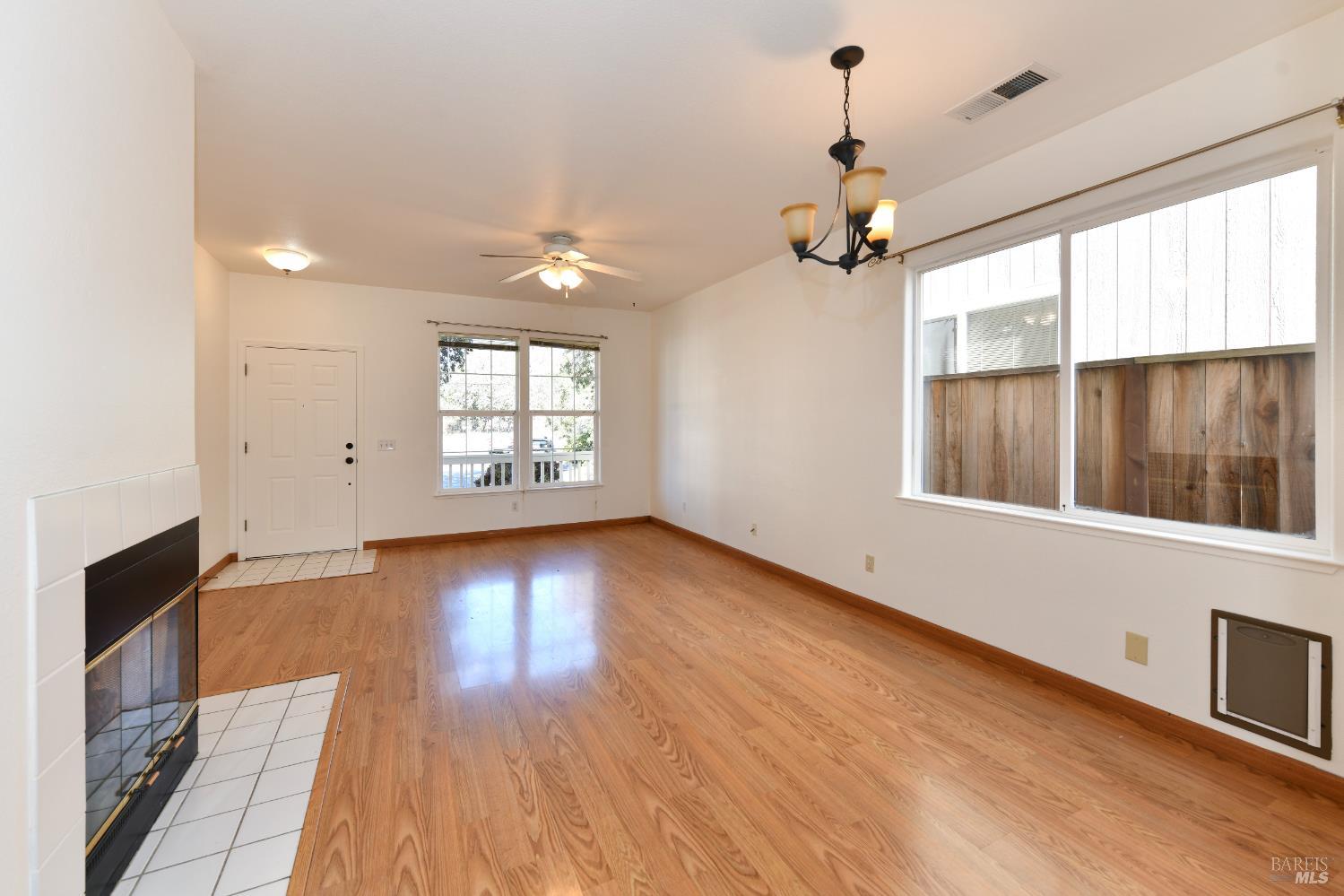 1744 Cork Tree Lane Santa Rosa CA 95404