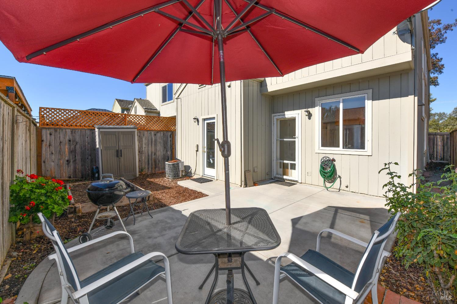 1744 Cork Tree Lane Santa Rosa CA 95404