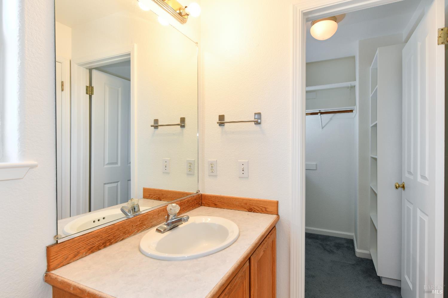1744 Cork Tree Lane Santa Rosa CA 95404
