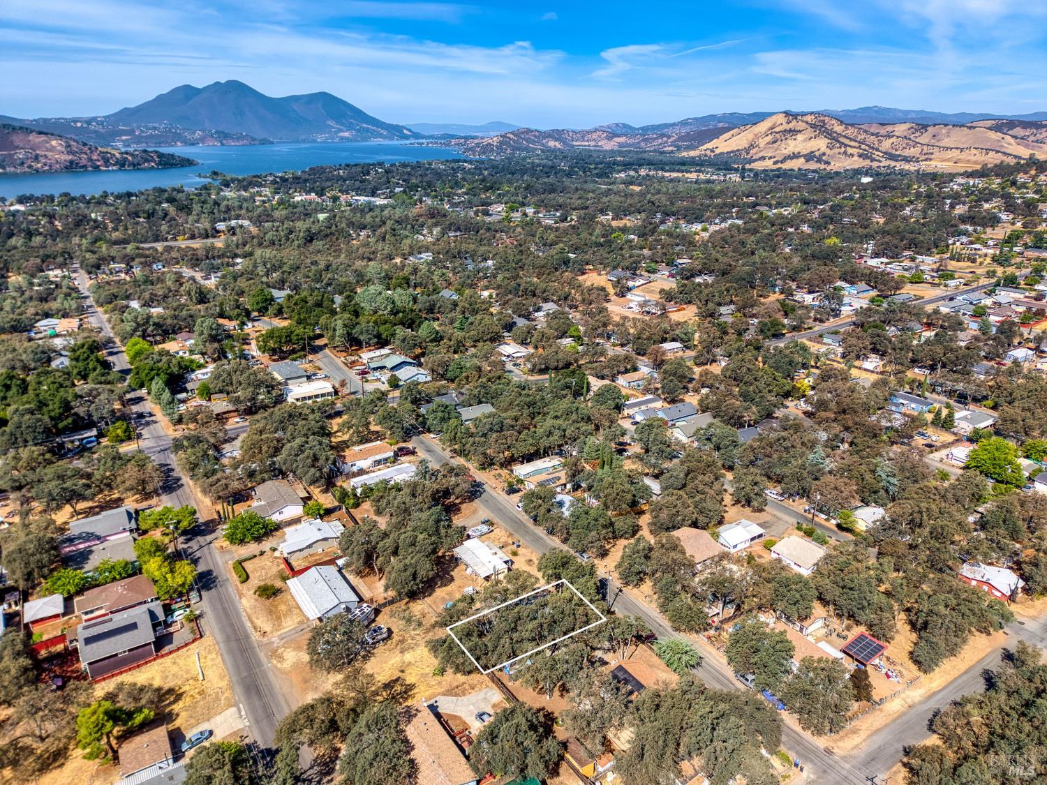 15973 33rd Avenue Clearlake CA 95422