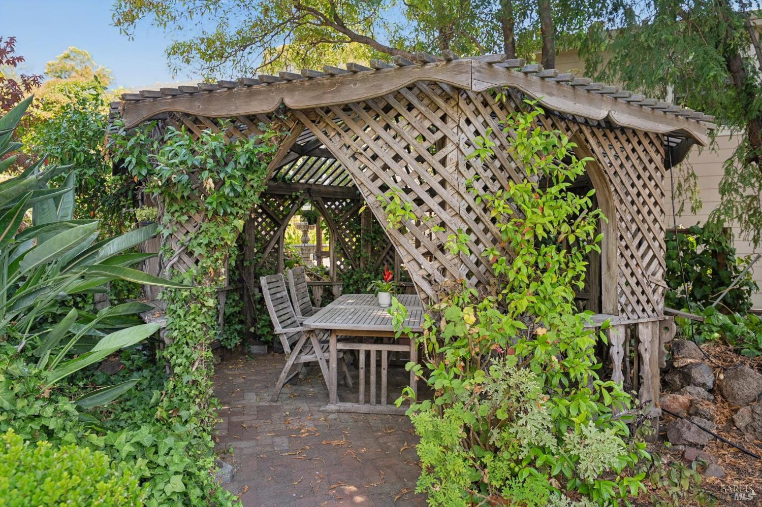 28 Marina Court Drive San Rafael CA 94901