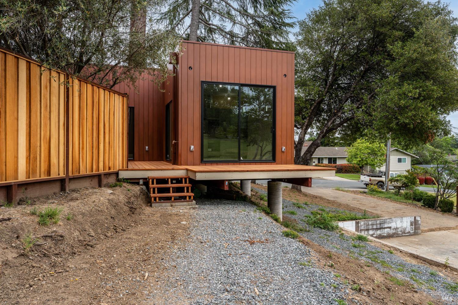 1091 Maple Avenue Ukiah CA 95482