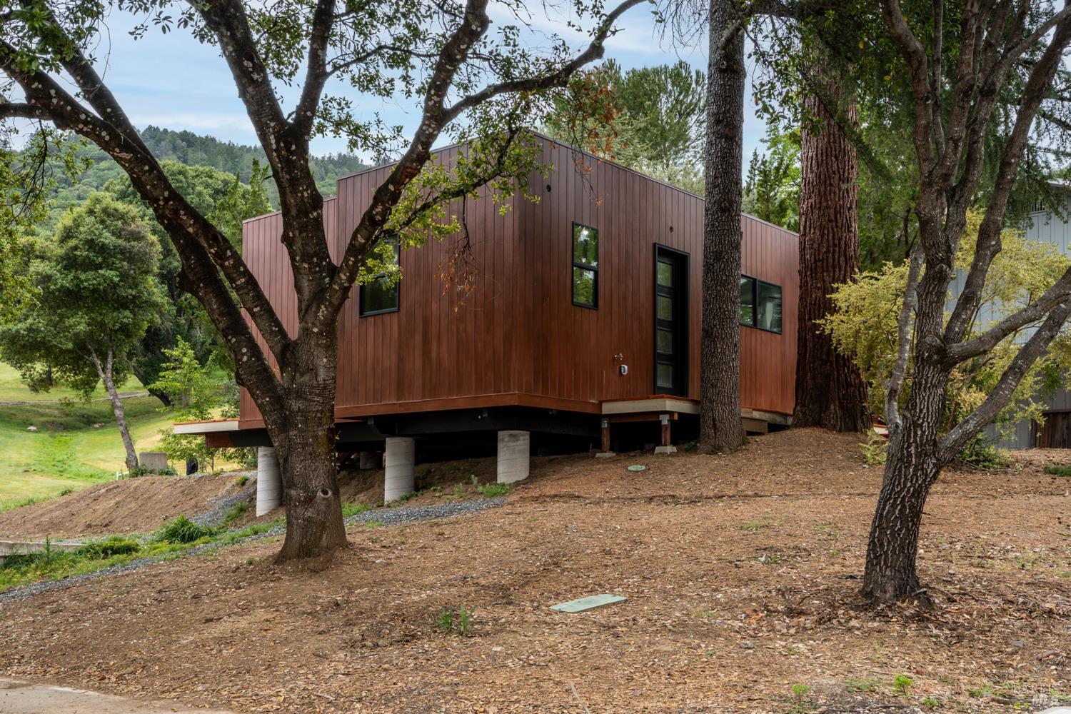 1091 Maple Avenue Ukiah CA 95482
