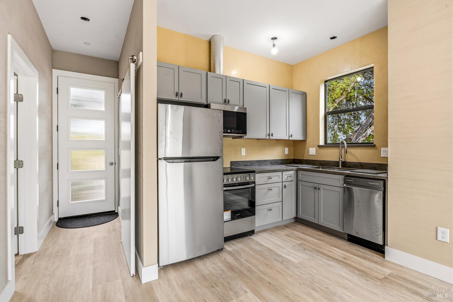 1091 Maple Avenue Ukiah CA 95482