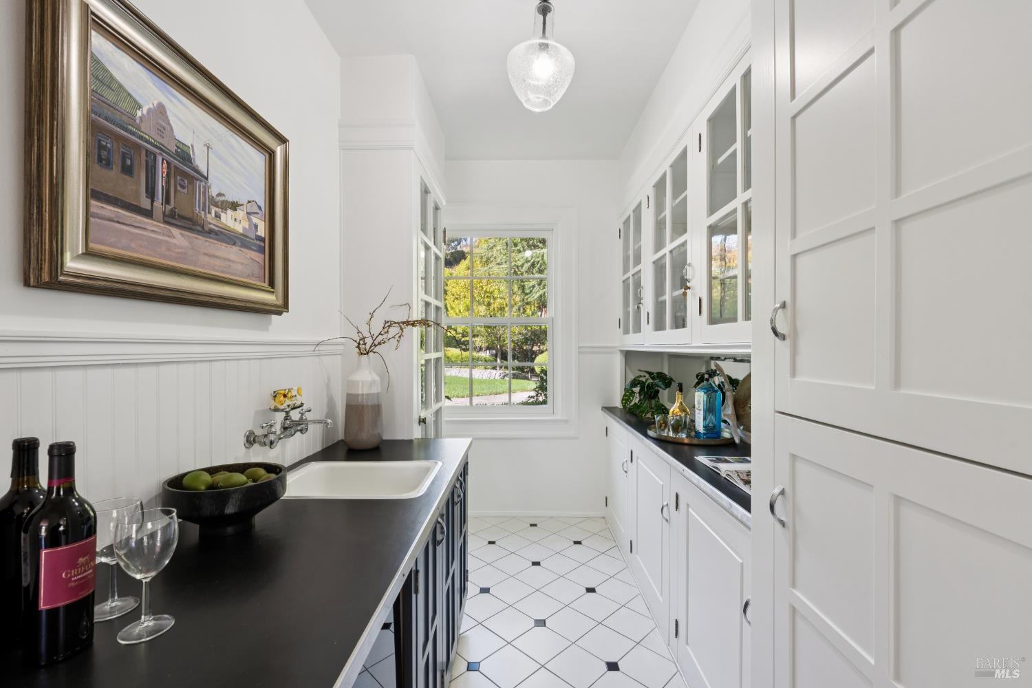 129 Mountain View Avenue San Rafael CA 94901
