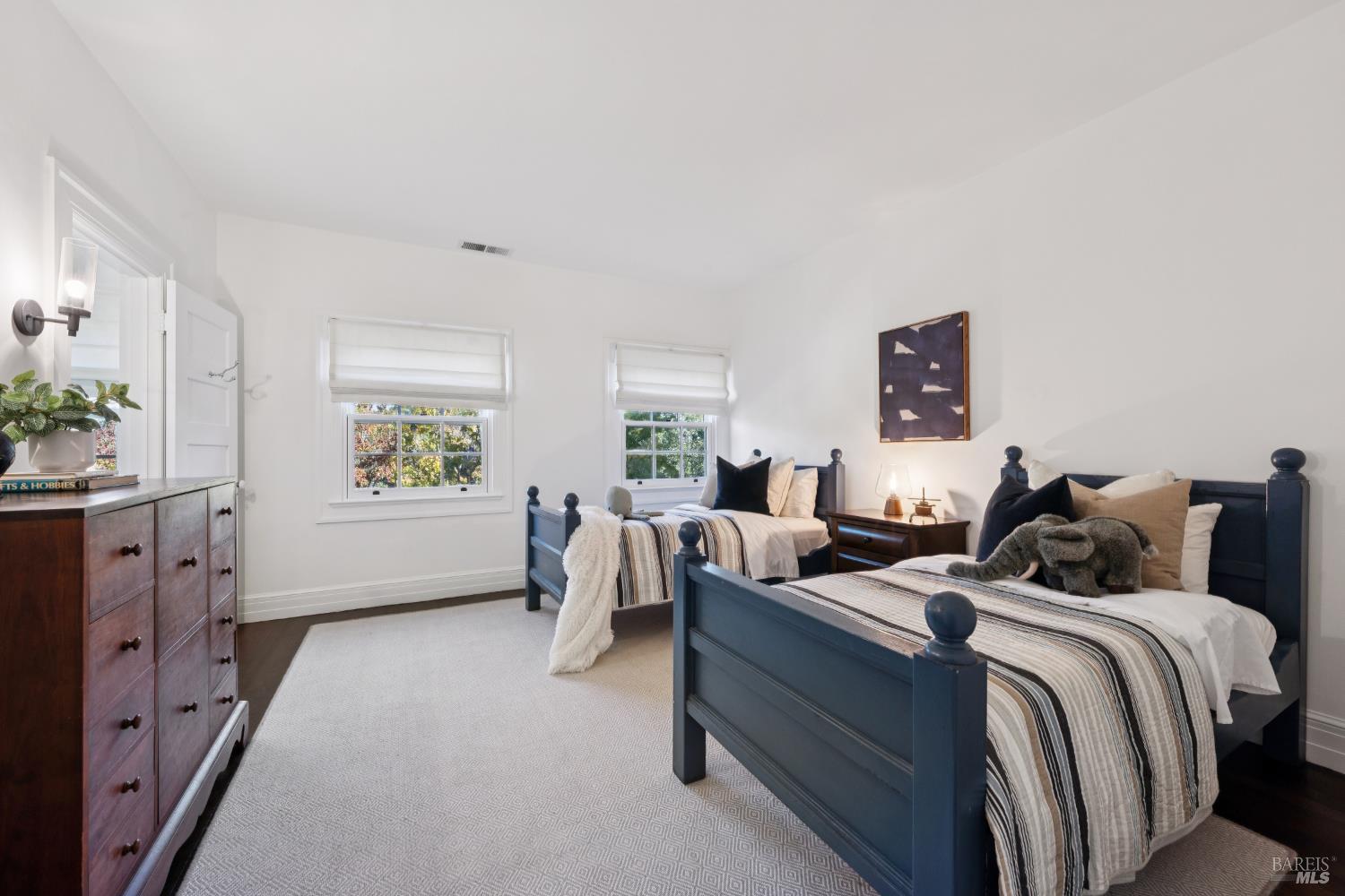 129 Mountain View Avenue San Rafael CA 94901