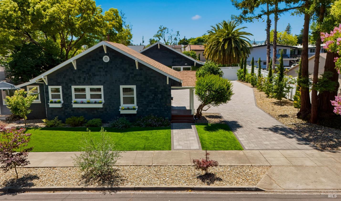 2303-2305 Main Street Napa CA 94558