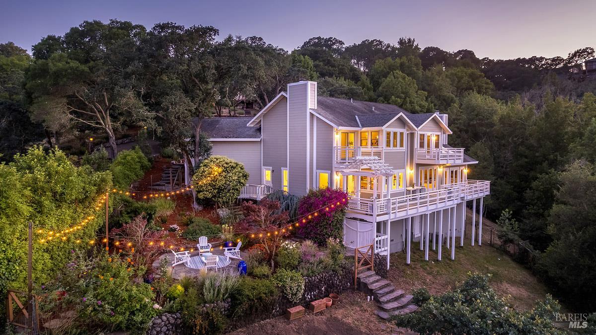 16 Guisela Court Novato CA 94945