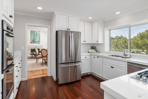16 Guisela Court Novato CA 94945
