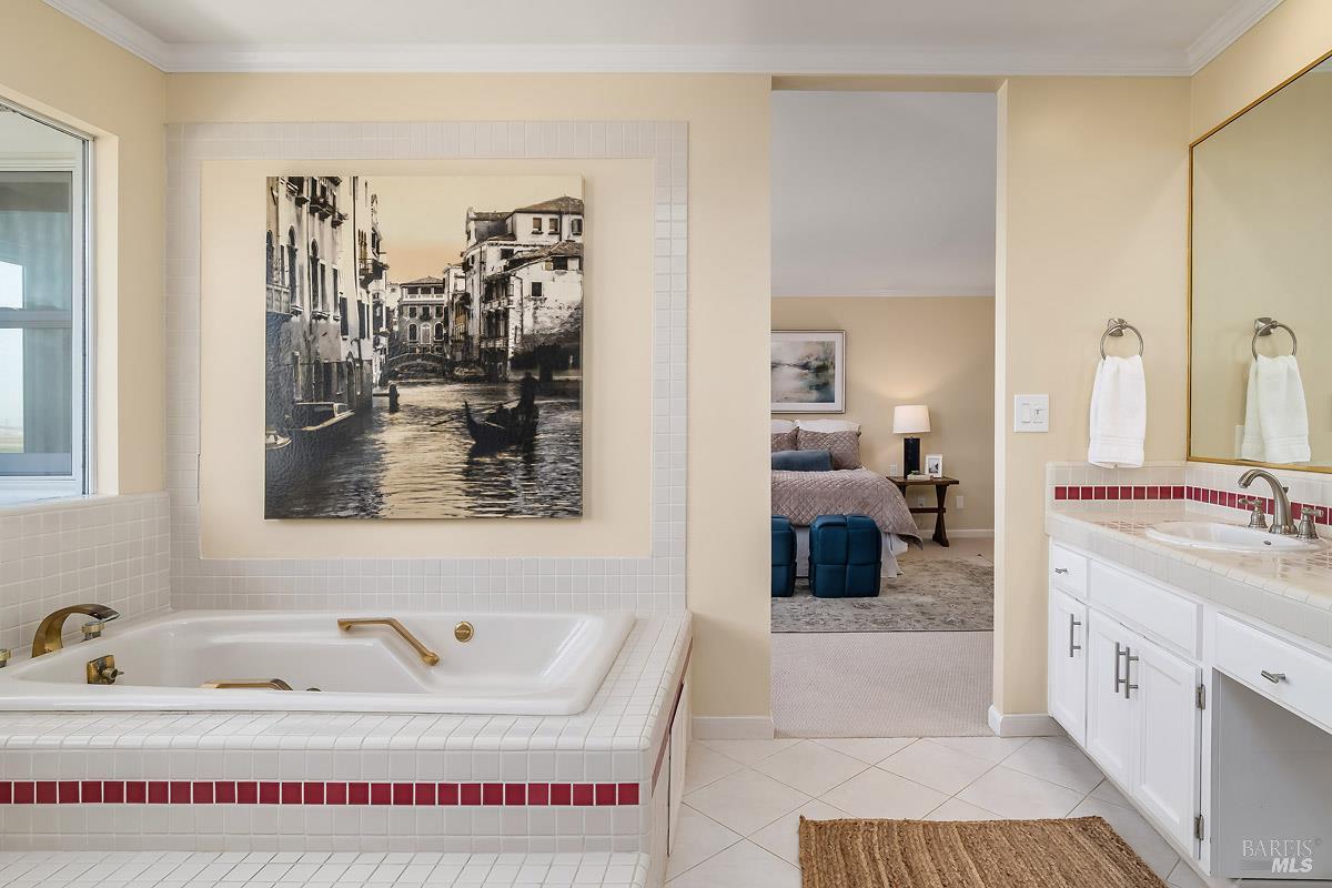 16 Guisela Court Novato CA 94945