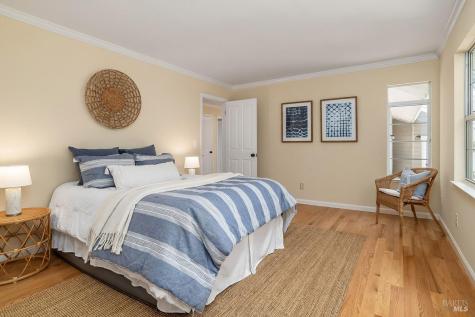 16 Guisela Court Novato CA 94945
