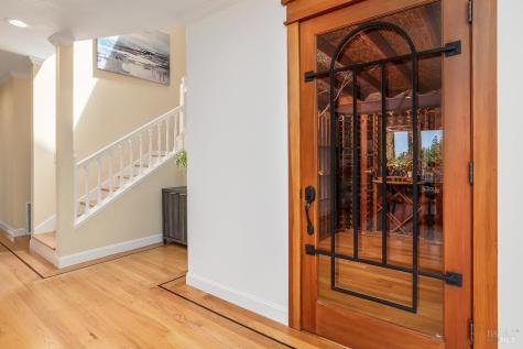 16 Guisela Court Novato CA 94945
