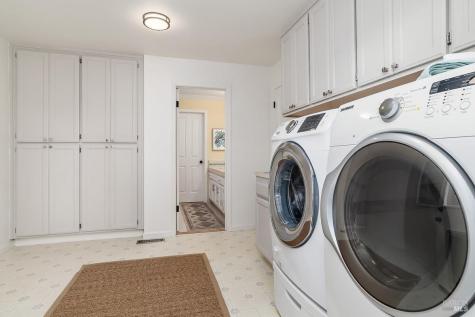 16 Guisela Court Novato CA 94945