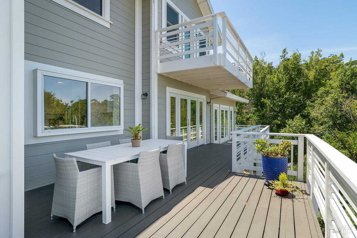 16 Guisela Court Novato CA 94945