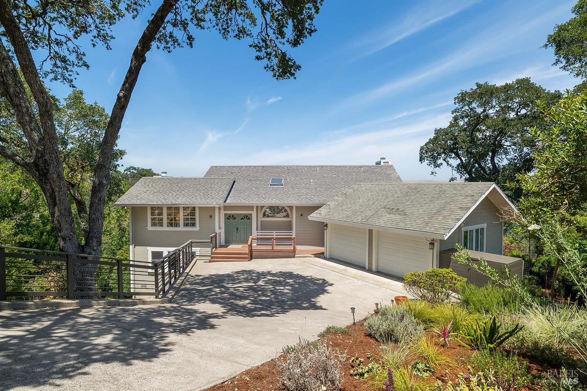 16 Guisela Court Novato CA 94945
