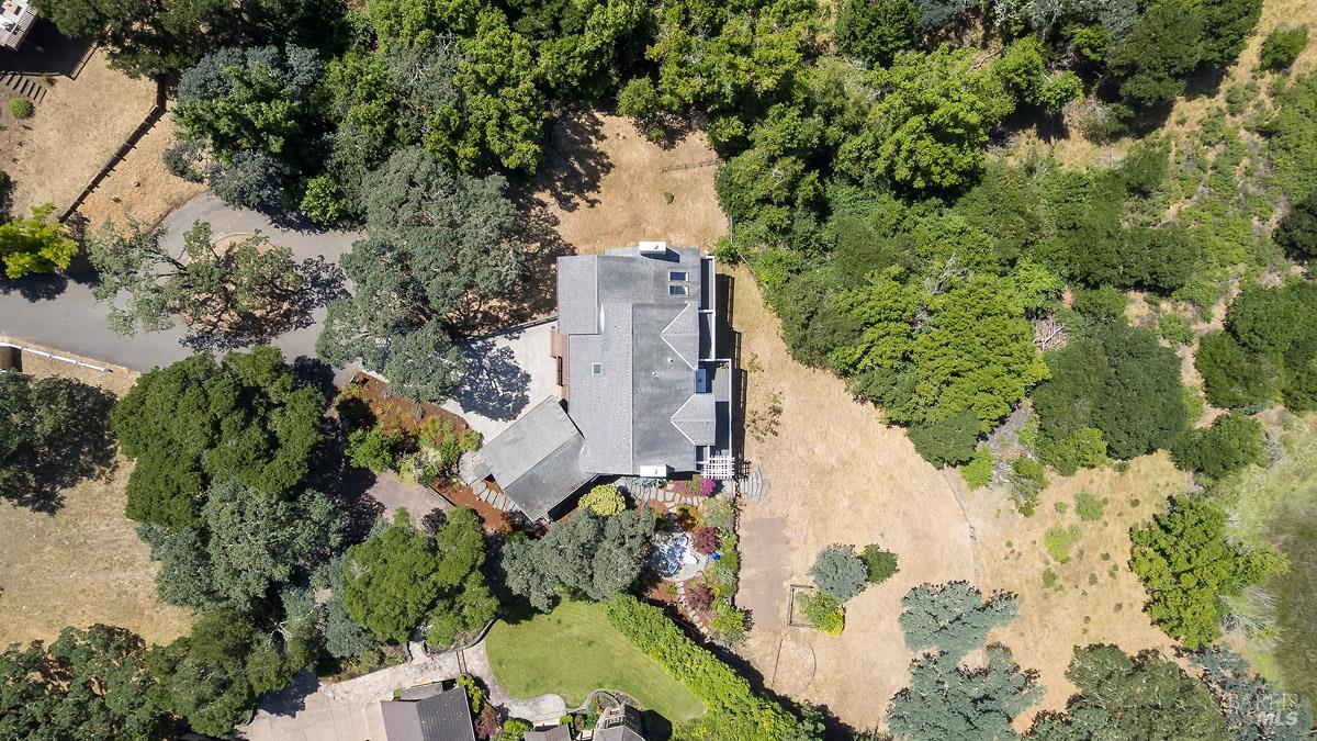 16 Guisela Court Novato CA 94945