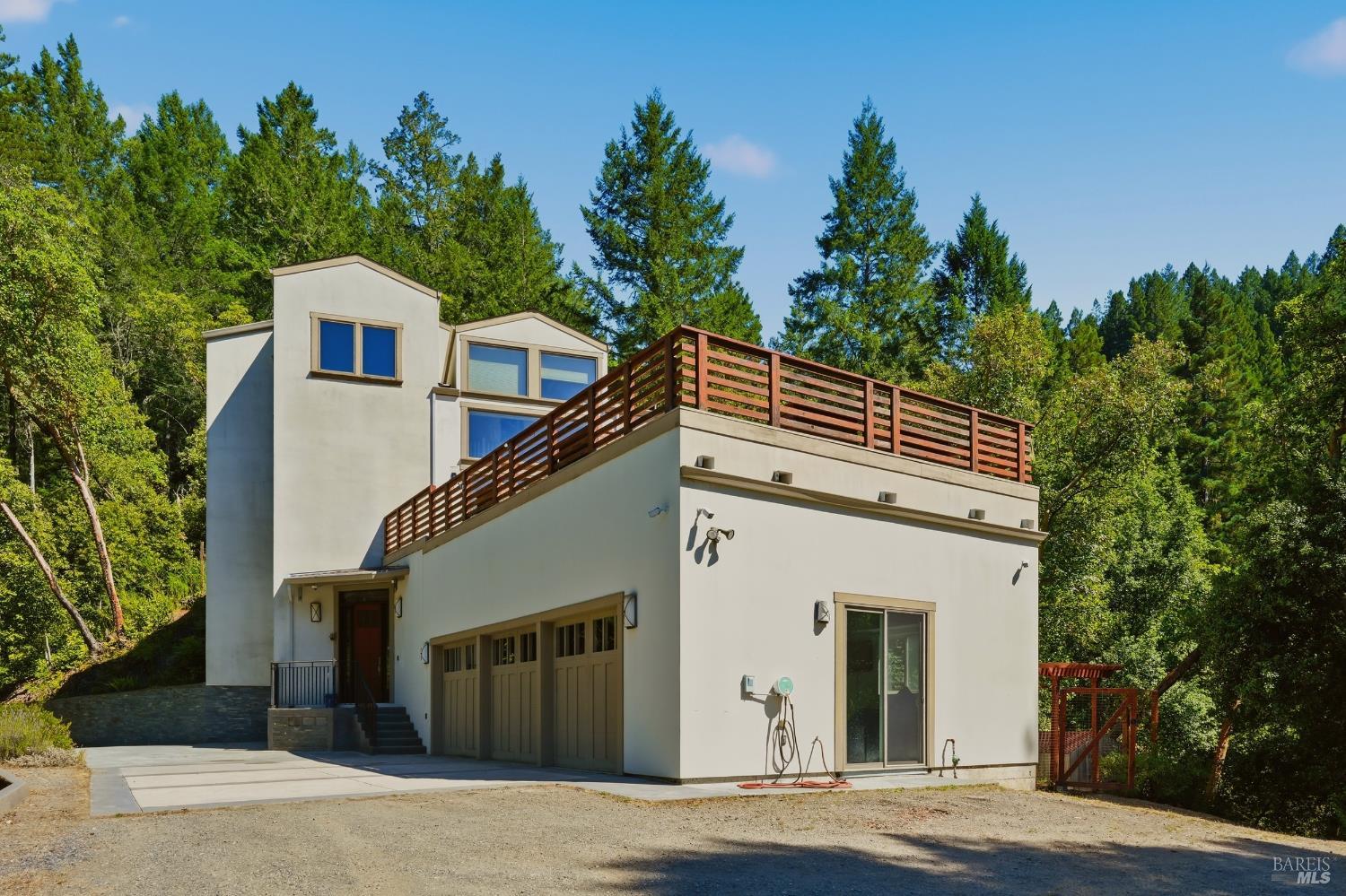 13785 Green Valley Road Forestville CA 95436