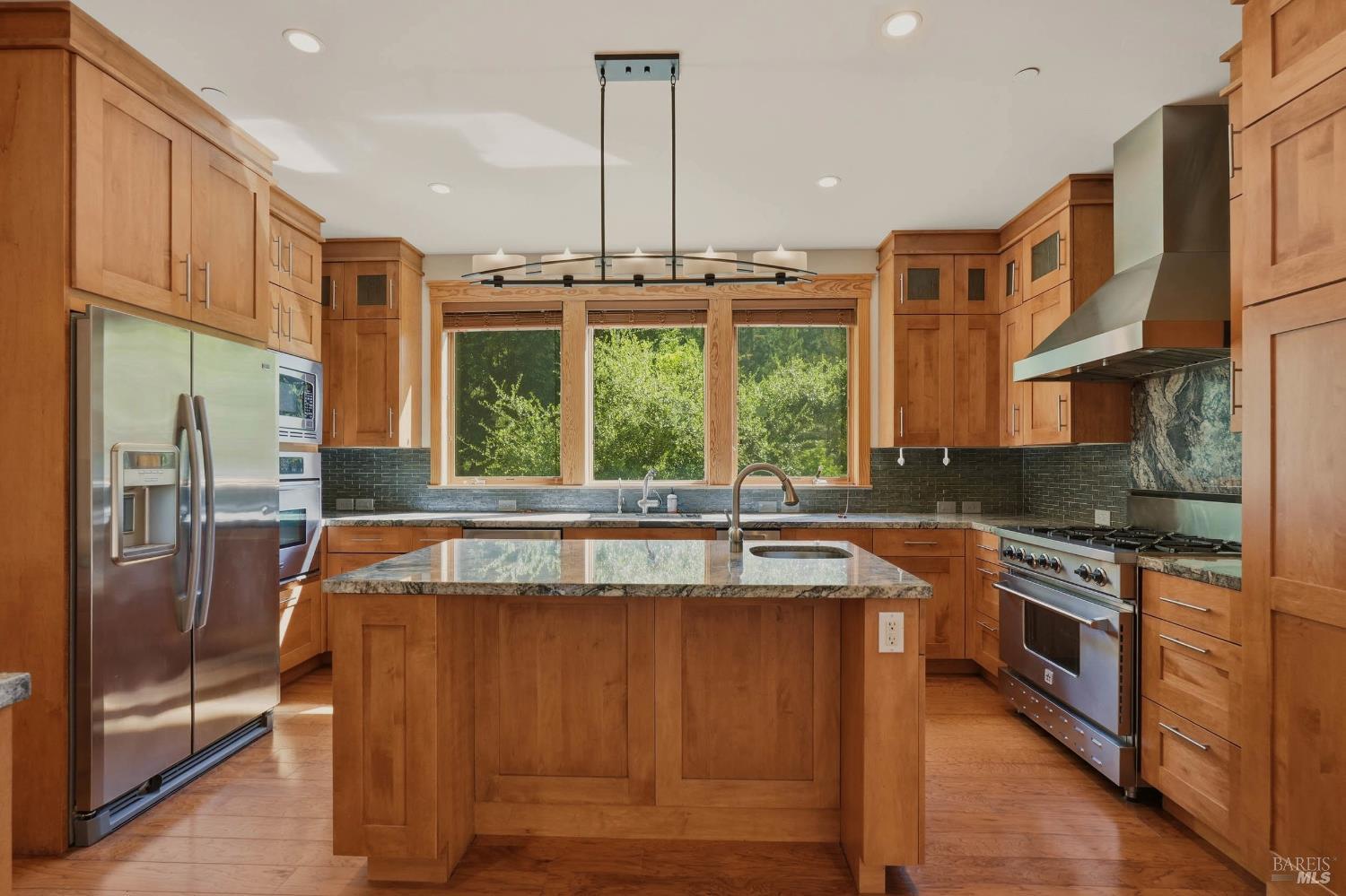 13785 Green Valley Road Forestville CA 95436