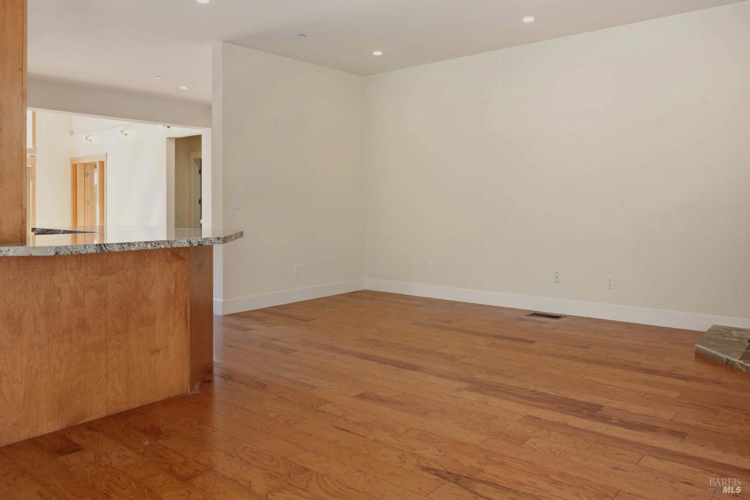 13785 Green Valley Road Forestville CA 95436