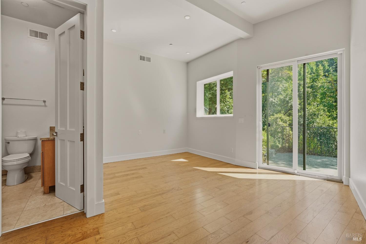 13785 Green Valley Road Forestville CA 95436