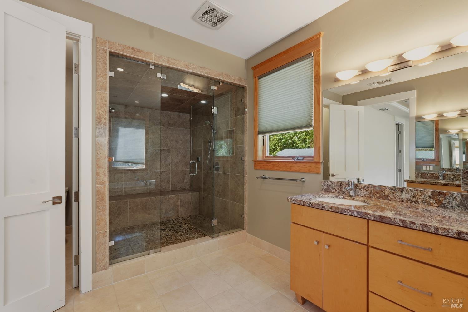 13785 Green Valley Road Forestville CA 95436