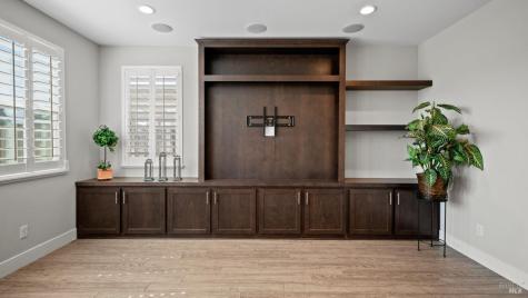 1453 Oak Circle Rohnert Park CA 94928