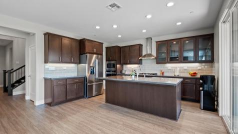 1453 Oak Circle Rohnert Park CA 94928