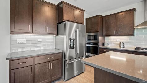 1453 Oak Circle Rohnert Park CA 94928