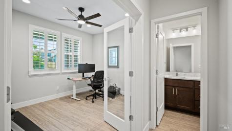 1453 Oak Circle Rohnert Park CA 94928