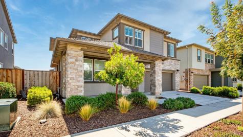 1453 Oak Circle Rohnert Park CA 94928