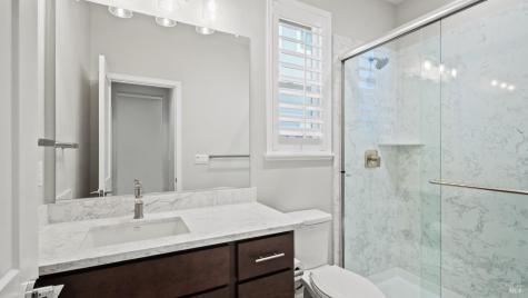 1453 Oak Circle Rohnert Park CA 94928