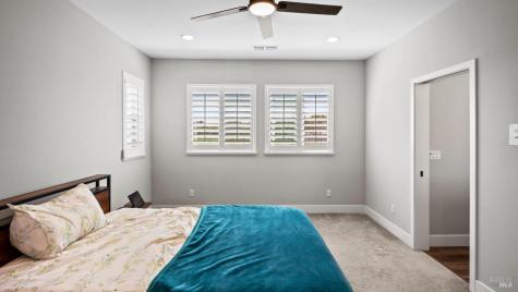 1453 Oak Circle Rohnert Park CA 94928