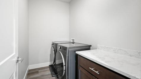 1453 Oak Circle Rohnert Park CA 94928