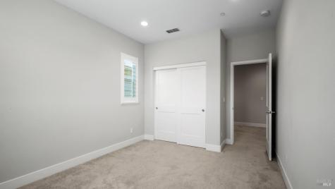 1453 Oak Circle Rohnert Park CA 94928