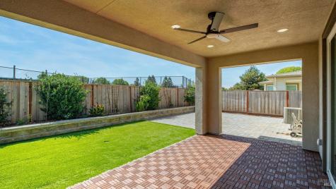 1453 Oak Circle Rohnert Park CA 94928