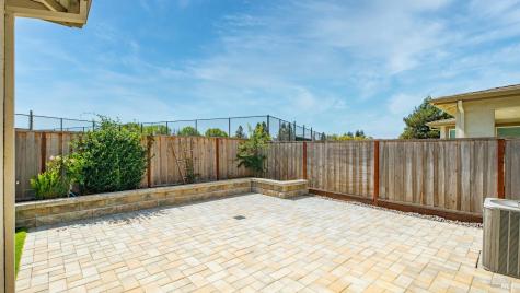 1453 Oak Circle Rohnert Park CA 94928