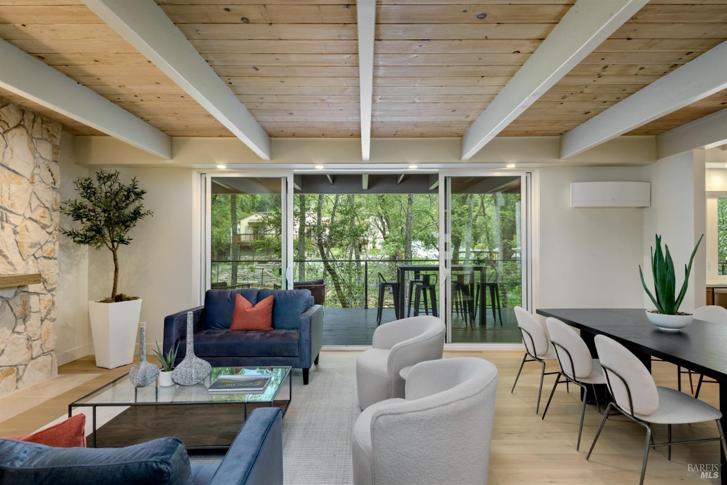 1095 Robertson Road Glen Ellen CA 95442