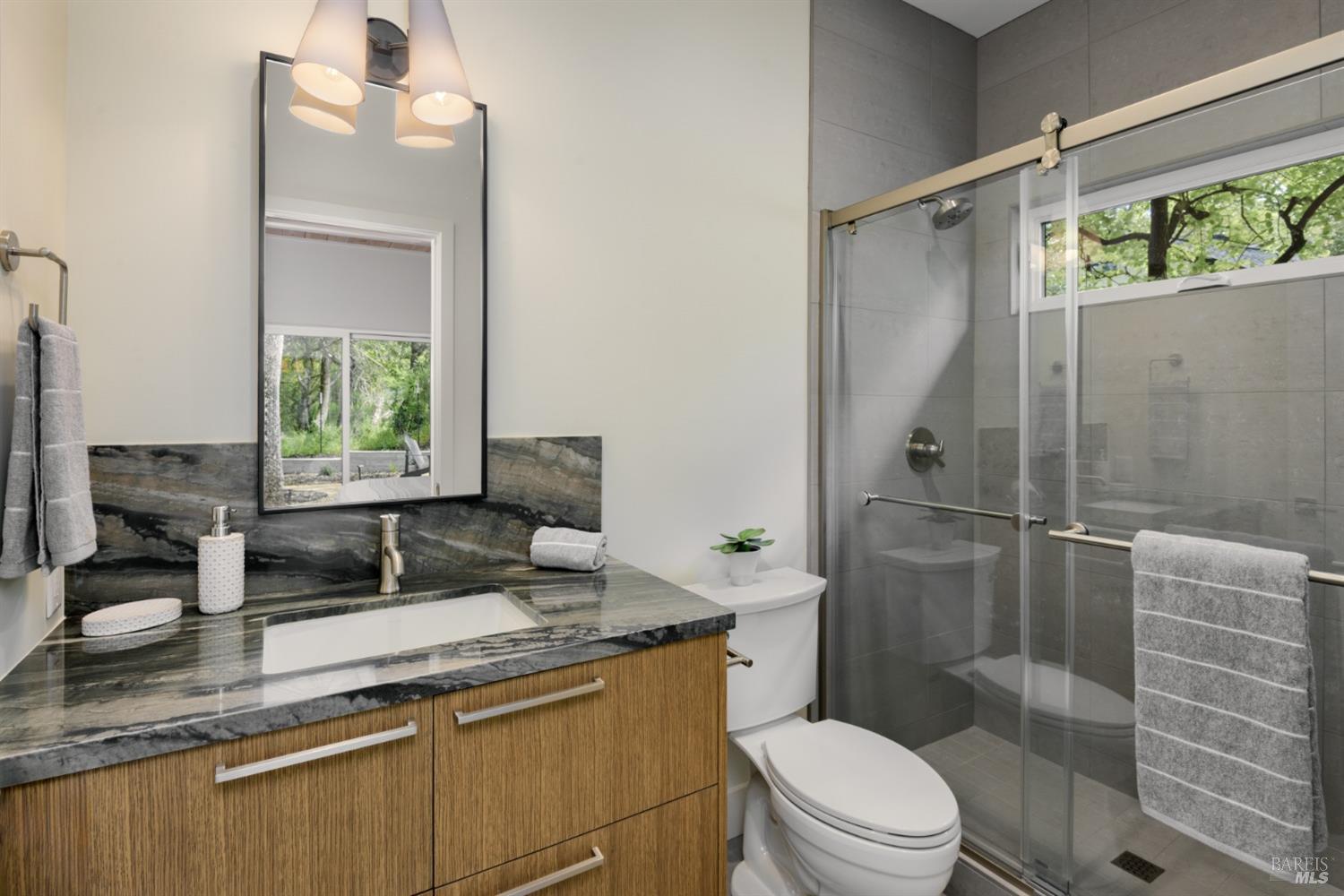 1095 Robertson Road Glen Ellen CA 95442