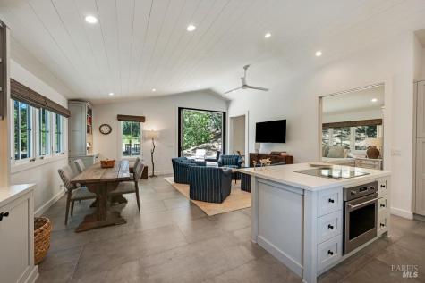 5519 Dry Creek Road Healdsburg CA 95448