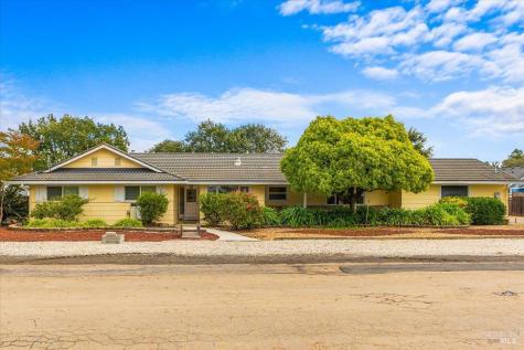 142 Coronation Drive Santa Rosa CA 95401