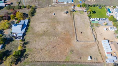 487 Ormsby Lane Petaluma CA 94954