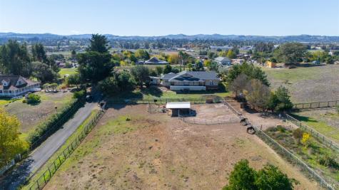 487 Ormsby Lane Petaluma CA 94954