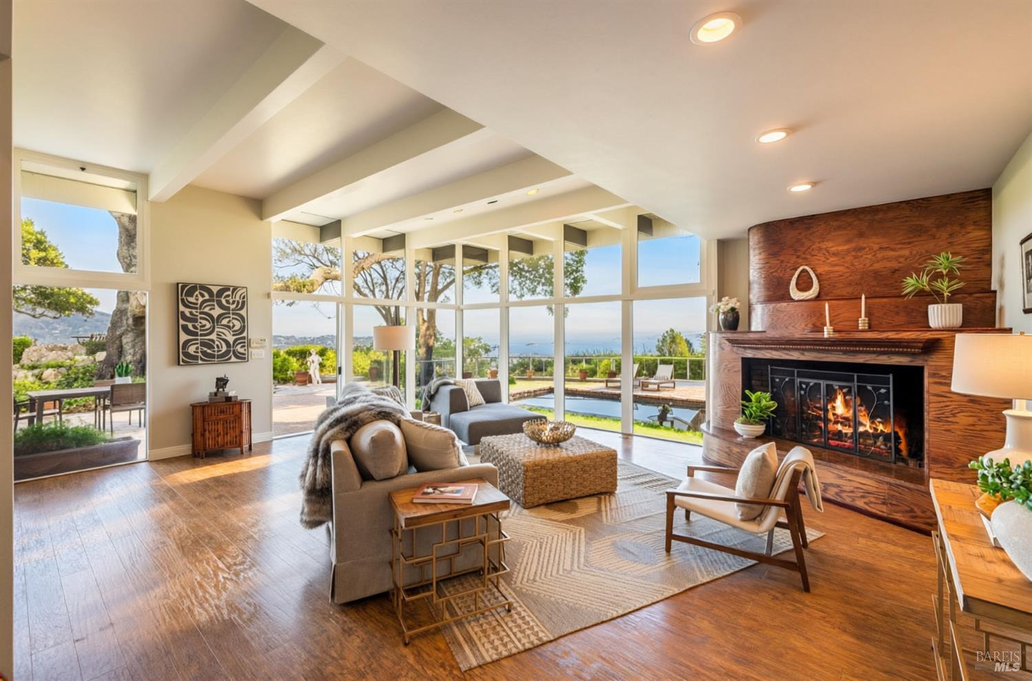 25 Oakhurst Road San Rafael CA 94901