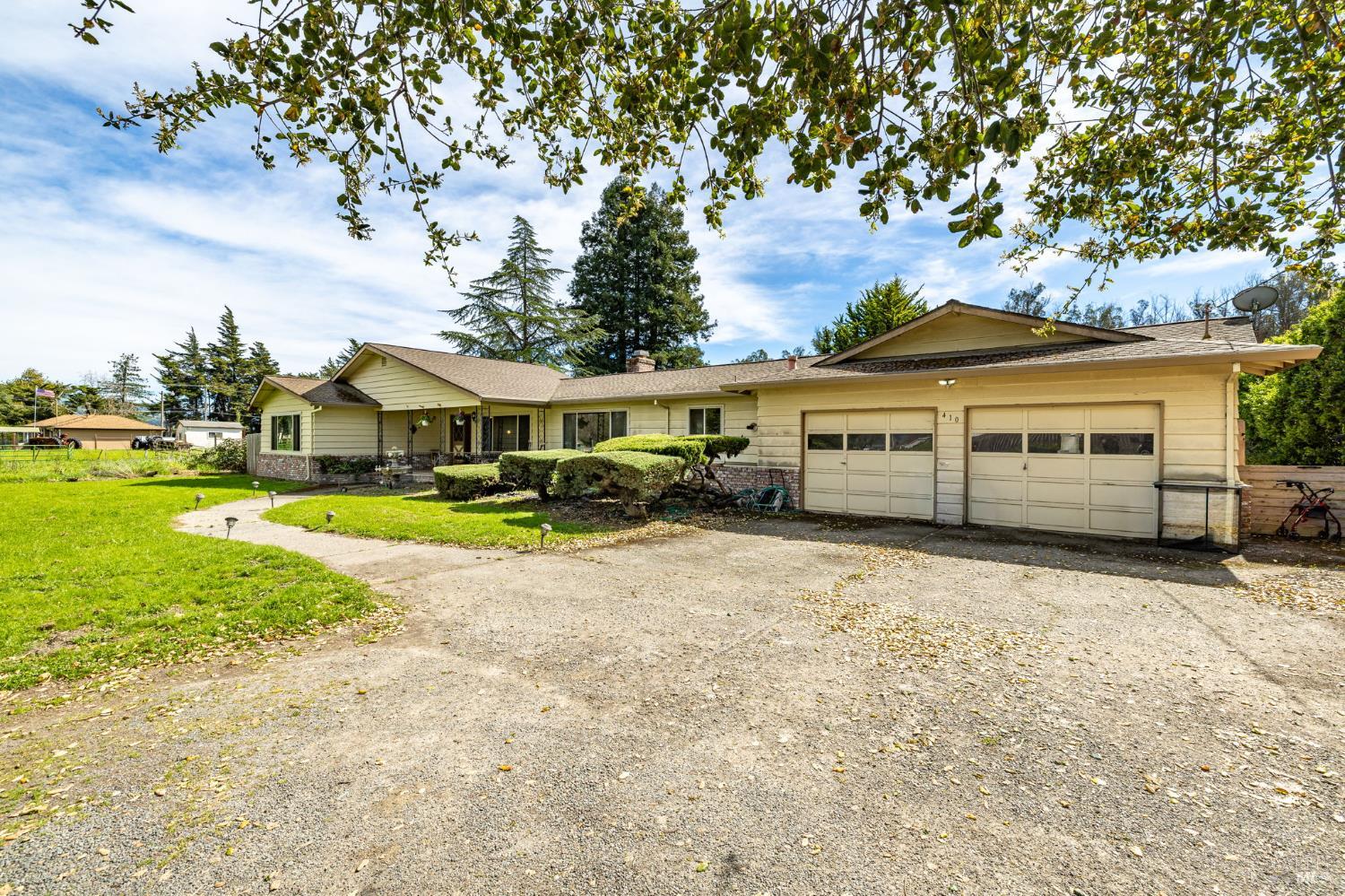 410 E Railroad Avenue Cotati CA 94931