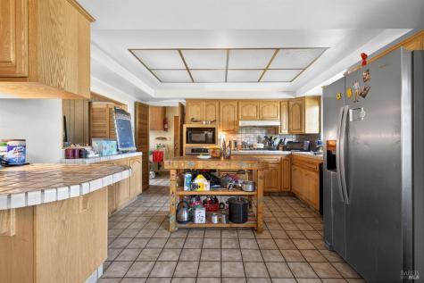 410 E Railroad Avenue Cotati CA 94931