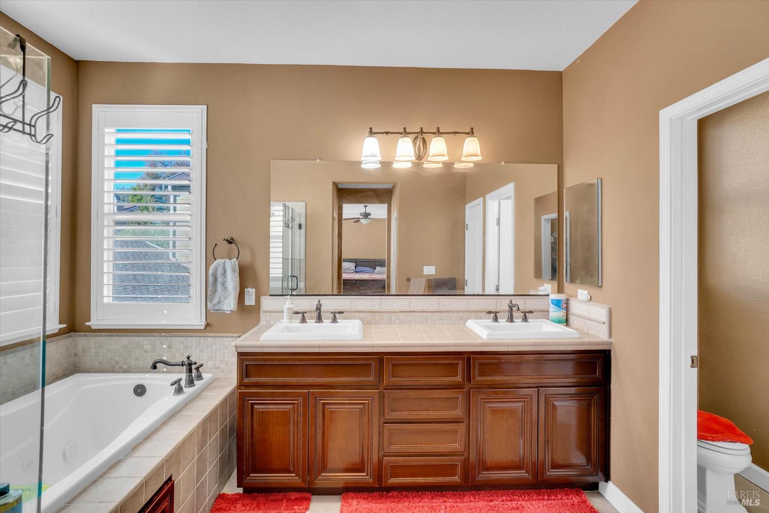 1000 Amber Ridge Lane Vacaville CA 95687
