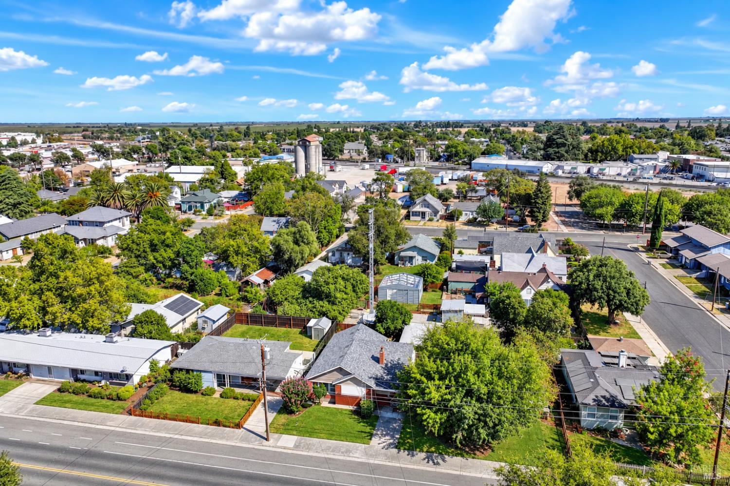 330 N Adams Street Dixon CA 95620