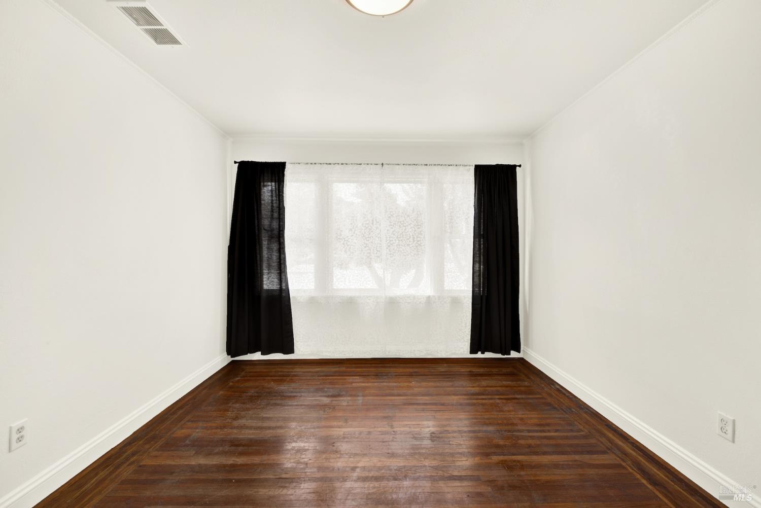 330 N Adams Street Dixon CA 95620